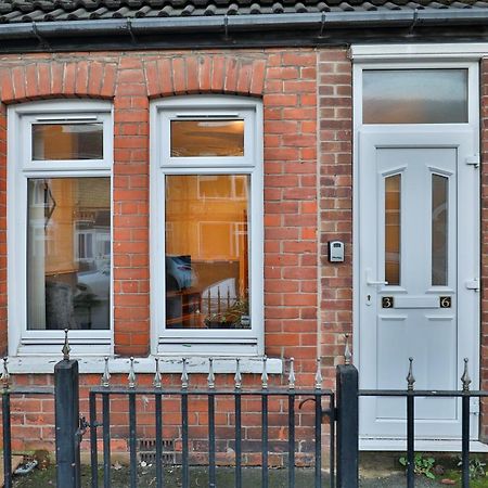 Devon St - Cozy Home, Free Easy Parking! Kingston upon Hull Buitenkant foto