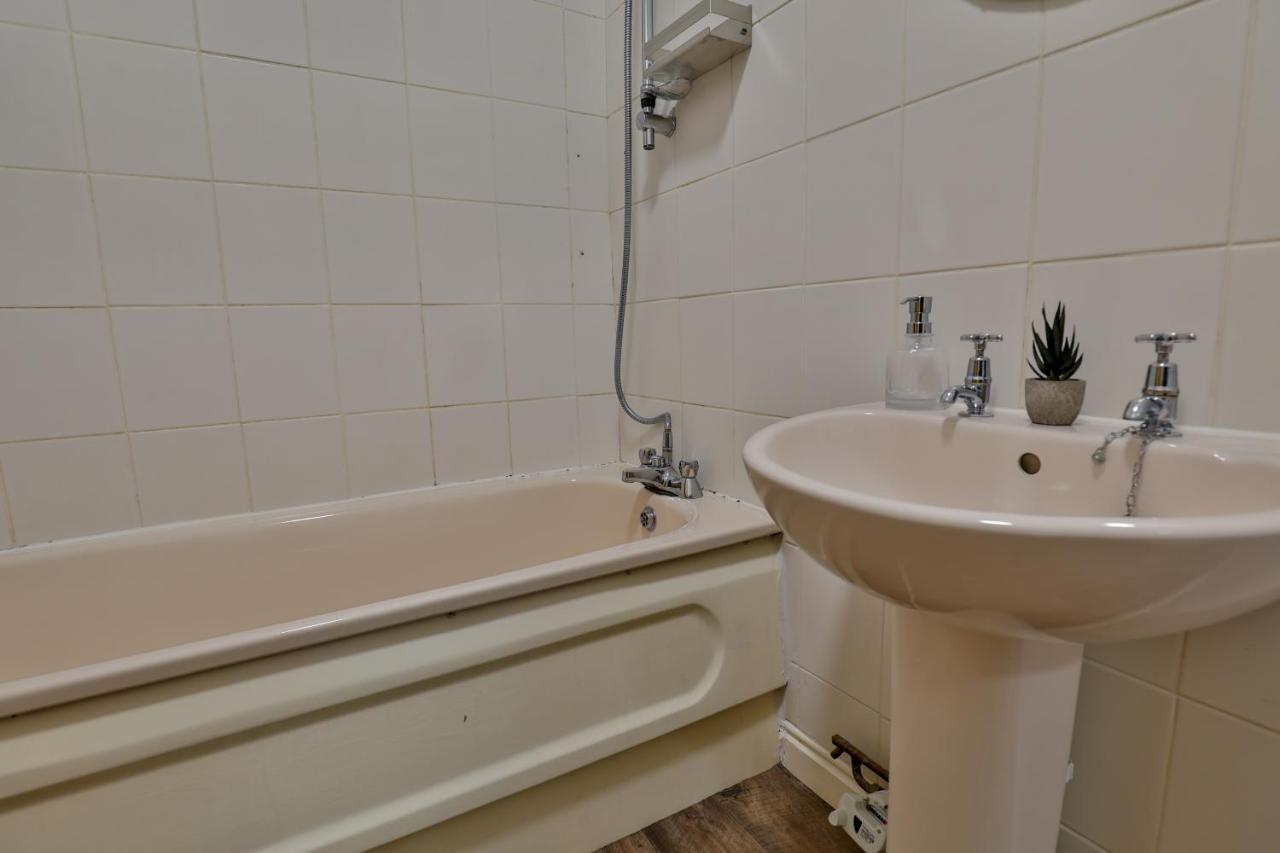 Devon St - Cozy Home, Free Easy Parking! Kingston upon Hull Buitenkant foto